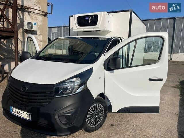Белый Опель Виваро, объемом двигателя 1.6 л и пробегом 150 тыс. км за 14500 $, фото 1 на Automoto.ua