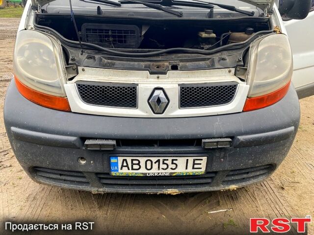 Белый Опель Виваро, объемом двигателя 1.9 л и пробегом 400 тыс. км за 6000 $, фото 1 на Automoto.ua