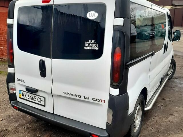Білий Опель Віваро, об'ємом двигуна 1.9 л та пробігом 241 тис. км за 7000 $, фото 1 на Automoto.ua