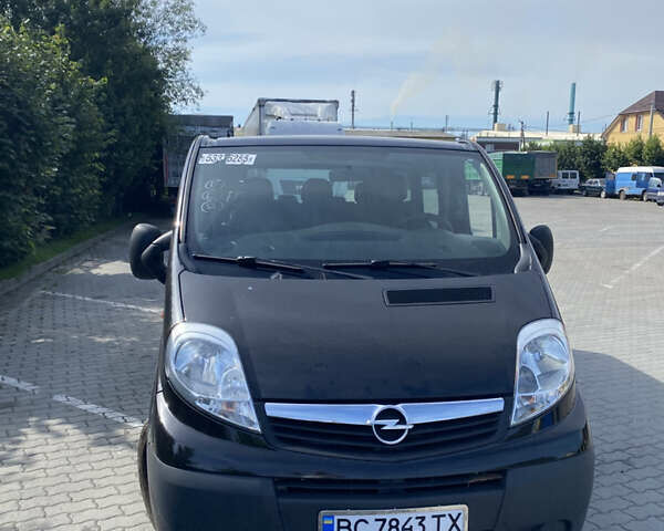 Черный Опель Виваро, объемом двигателя 2 л и пробегом 279 тыс. км за 13000 $, фото 1 на Automoto.ua