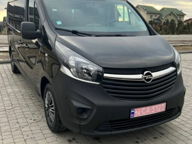Черный Опель Виваро, объемом двигателя 0 л и пробегом 280 тыс. км за 16950 $, фото 1 на Automoto.ua