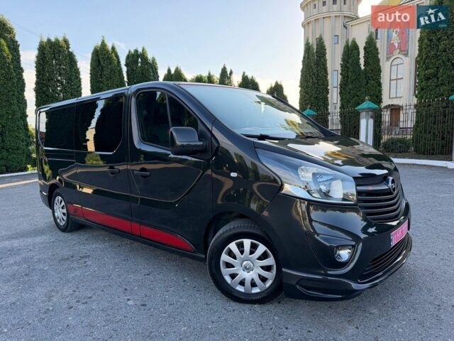 Чорний Опель Віваро, об'ємом двигуна 1.6 л та пробігом 223 тис. км за 19500 $, фото 1 на Automoto.ua