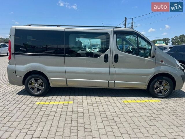 Коричневий Опель Віваро, об'ємом двигуна 2 л та пробігом 270 тис. км за 14600 $, фото 1 на Automoto.ua