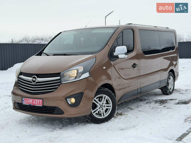 Коричневый Опель Виваро, объемом двигателя 1.6 л и пробегом 220 тыс. км за 16900 $, фото 1 на Automoto.ua