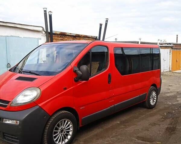 Червоний Опель Віваро, об'ємом двигуна 1.9 л та пробігом 430 тис. км за 6900 $, фото 1 на Automoto.ua