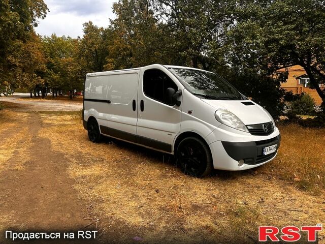 Опель Виваро, объемом двигателя 2 л и пробегом 315 тыс. км за 9000 $, фото 1 на Automoto.ua