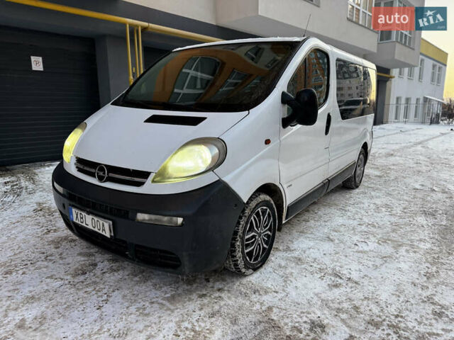 Опель Виваро, объемом двигателя 1.9 л и пробегом 260 тыс. км за 3700 $, фото 1 на Automoto.ua