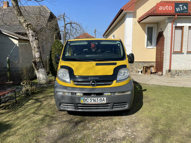 Опель Віваро, об'ємом двигуна 1.9 л та пробігом 203 тис. км за 7500 $, фото 1 на Automoto.ua