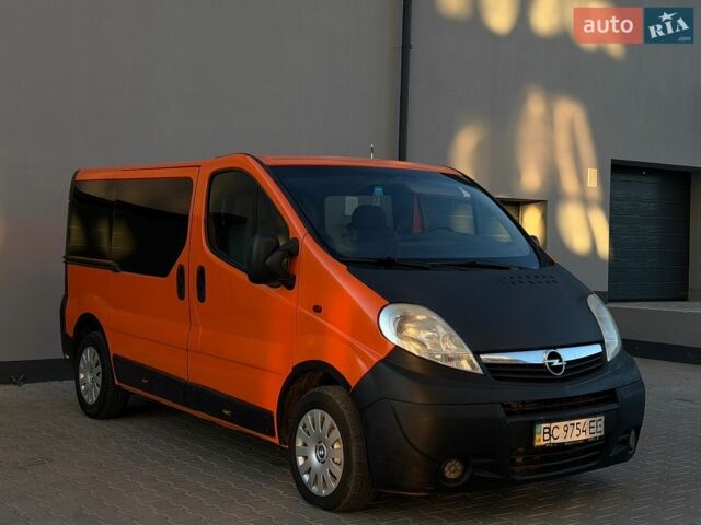 Опель Виваро, объемом двигателя 2 л и пробегом 525 тыс. км за 6300 $, фото 1 на Automoto.ua