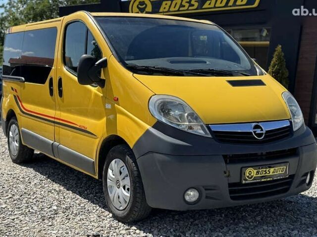 Опель Виваро, объемом двигателя 2 л и пробегом 316 тыс. км за 7500 $, фото 1 на Automoto.ua