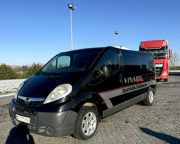 Опель Виваро, объемом двигателя 2 л и пробегом 256 тыс. км за 14000 $, фото 1 на Automoto.ua