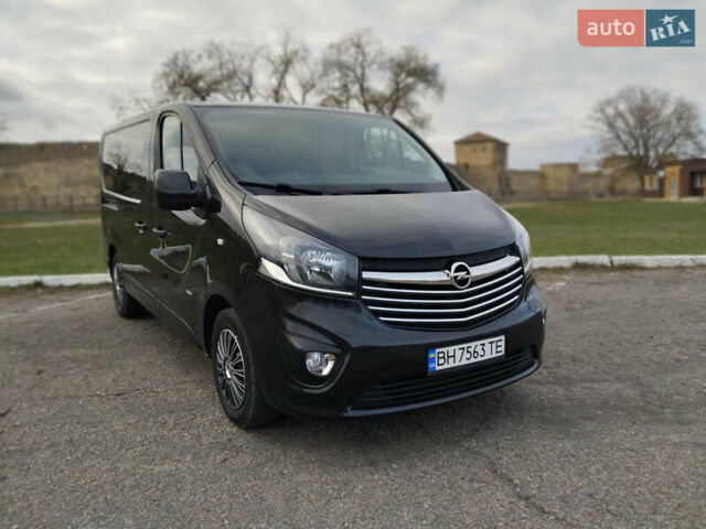 Опель Виваро, объемом двигателя 1.6 л и пробегом 305 тыс. км за 14000 $, фото 1 на Automoto.ua