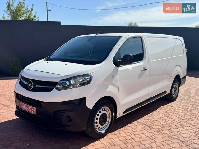 Опель Виваро, объемом двигателя 2 л и пробегом 224 тыс. км за 18300 $, фото 1 на Automoto.ua