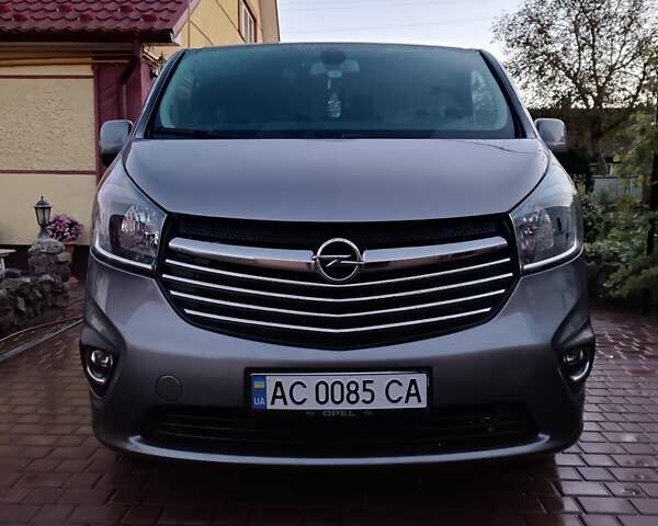 Опель Виваро пасс., объемом двигателя 0 л и пробегом 144 тыс. км за 17900 $, фото 1 на Automoto.ua