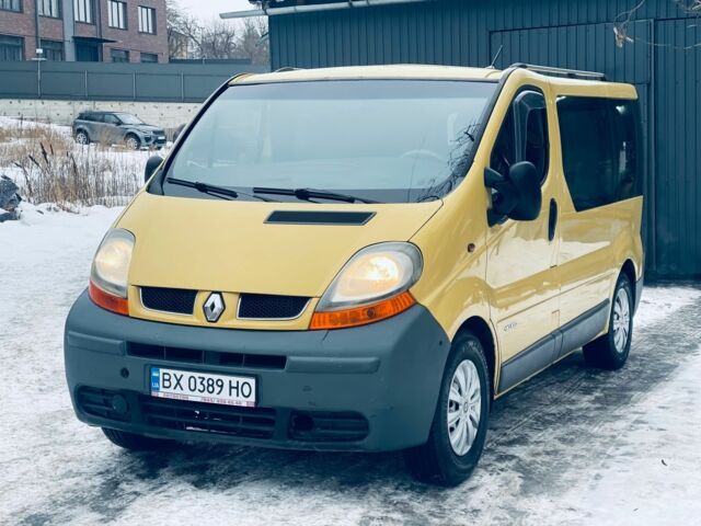 Желтый Опель Виваро, объемом двигателя 1.9 л и пробегом 280 тыс. км за 5700 $, фото 1 на Automoto.ua