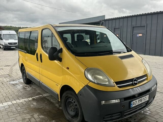 Желтый Опель Виваро, объемом двигателя 1.9 л и пробегом 230 тыс. км за 5300 $, фото 1 на Automoto.ua