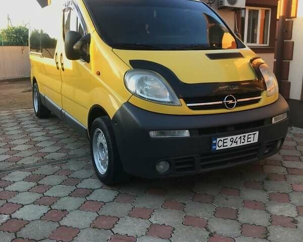 Жовтий Опель Віваро, об'ємом двигуна 2.46 л та пробігом 295 тис. км за 7500 $, фото 1 на Automoto.ua