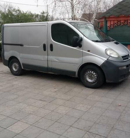 Серый Опель Виваро, объемом двигателя 1.9 л и пробегом 400 тыс. км за 3300 $, фото 1 на Automoto.ua