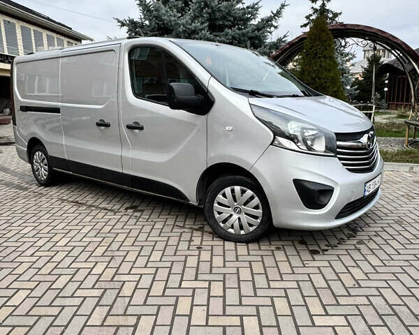 Сірий Опель Віваро, об'ємом двигуна 0 л та пробігом 180 тис. км за 14500 $, фото 1 на Automoto.ua