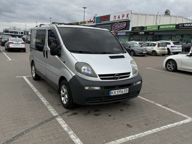 Серый Опель Виваро, объемом двигателя 1.9 л и пробегом 420 тыс. км за 4950 $, фото 1 на Automoto.ua