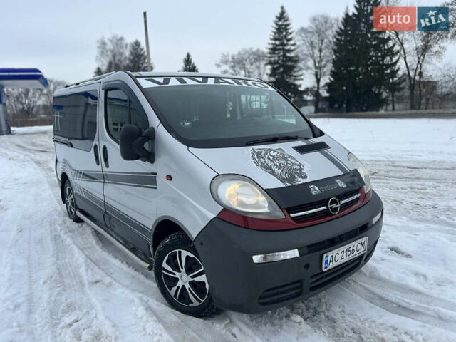 Сірий Опель Віваро, об'ємом двигуна 1.87 л та пробігом 350 тис. км за 5250 $, фото 1 на Automoto.ua