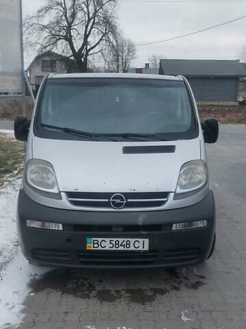 Серый Опель Виваро, объемом двигателя 1.9 л и пробегом 460 тыс. км за 5300 $, фото 1 на Automoto.ua