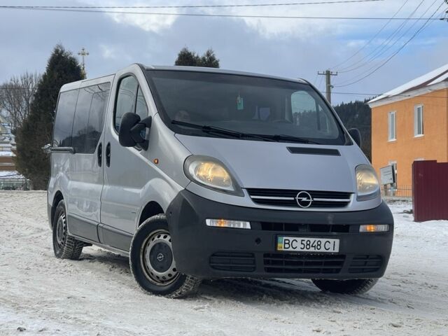 Серый Опель Виваро, объемом двигателя 1.9 л и пробегом 400 тыс. км за 5700 $, фото 1 на Automoto.ua