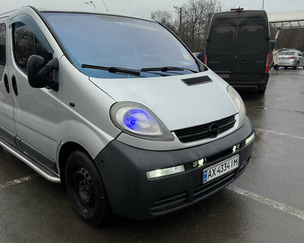 Серый Опель Виваро, объемом двигателя 1.87 л и пробегом 410 тыс. км за 7850 $, фото 1 на Automoto.ua