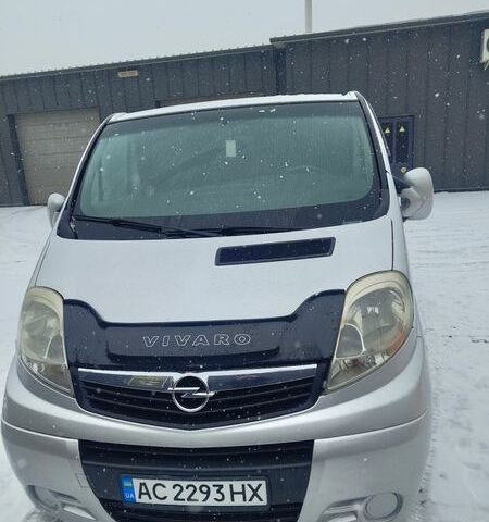 Сірий Опель Віваро, об'ємом двигуна 2 л та пробігом 430 тис. км за 7800 $, фото 1 на Automoto.ua