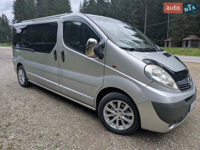 Серый Опель Виваро, объемом двигателя 2 л и пробегом 251 тыс. км за 13900 $, фото 1 на Automoto.ua