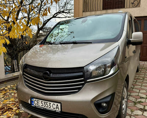 Серый Опель Виваро, объемом двигателя 1.6 л и пробегом 163 тыс. км за 15200 $, фото 1 на Automoto.ua