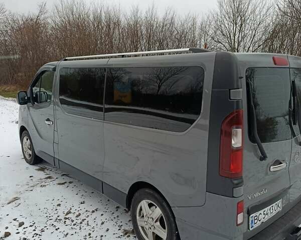 Сірий Опель Віваро, об'ємом двигуна 1.6 л та пробігом 245 тис. км за 14999 $, фото 1 на Automoto.ua