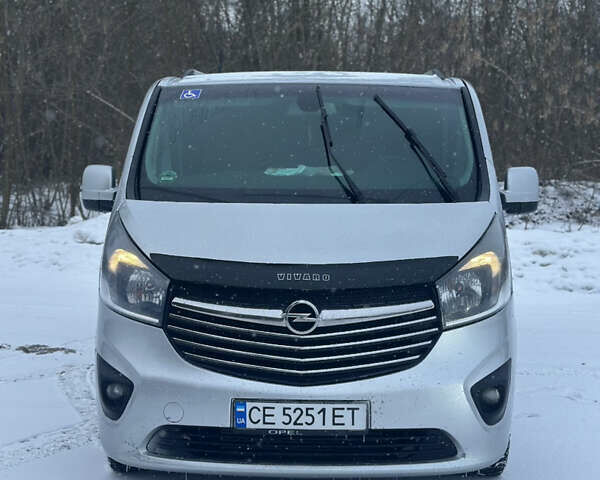 Сірий Опель Віваро, об'ємом двигуна 1.6 л та пробігом 360 тис. км за 14500 $, фото 1 на Automoto.ua