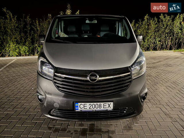 Сірий Опель Віваро, об'ємом двигуна 1.6 л та пробігом 202 тис. км за 15000 $, фото 1 на Automoto.ua