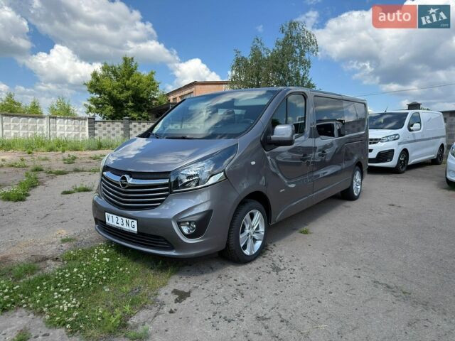 Сірий Опель Віваро, об'ємом двигуна 1.6 л та пробігом 262 тис. км за 16999 $, фото 1 на Automoto.ua