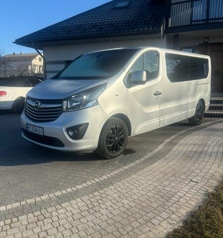 Сірий Опель Віваро, об'ємом двигуна 1.6 л та пробігом 152 тис. км за 17900 $, фото 1 на Automoto.ua