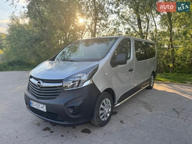 Сірий Опель Віваро, об'ємом двигуна 1.6 л та пробігом 168 тис. км за 21900 $, фото 1 на Automoto.ua