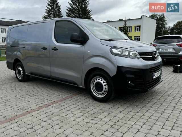 Сірий Опель Віваро, об'ємом двигуна 2 л та пробігом 204 тис. км за 22800 $, фото 1 на Automoto.ua