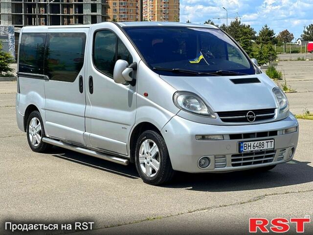 Серый Опель Виваро, объемом двигателя 1.9 л и пробегом 340 тыс. км за 6900 $, фото 1 на Automoto.ua