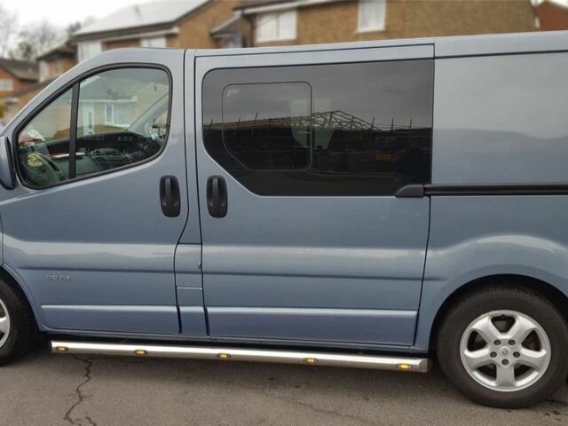 Синій Опель Віваро, об'ємом двигуна 2 л та пробігом 196 тис. км за 4733 $, фото 1 на Automoto.ua