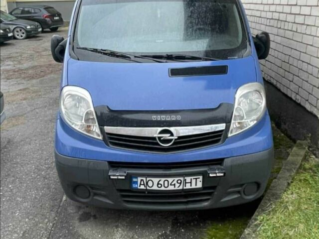 Синий Опель Виваро, объемом двигателя 2 л и пробегом 588 тыс. км за 8650 $, фото 1 на Automoto.ua