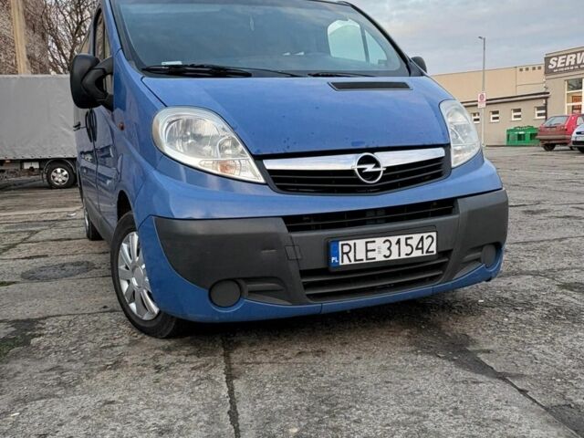 Синий Опель Виваро, объемом двигателя 0 л и пробегом 515 тыс. км за 3800 $, фото 1 на Automoto.ua