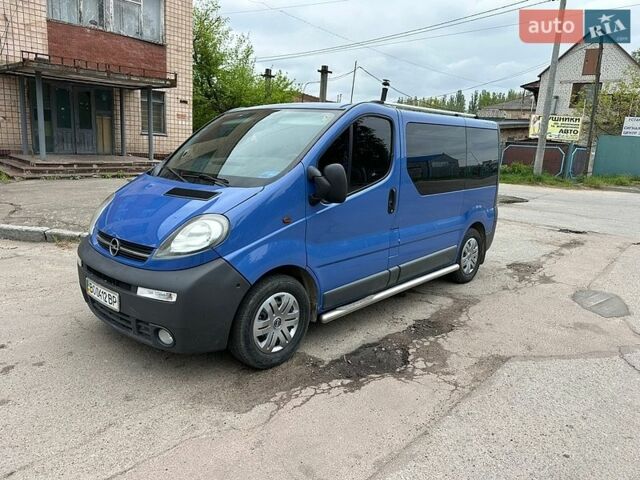 Синий Опель Виваро, объемом двигателя 1.9 л и пробегом 318 тыс. км за 6900 $, фото 1 на Automoto.ua