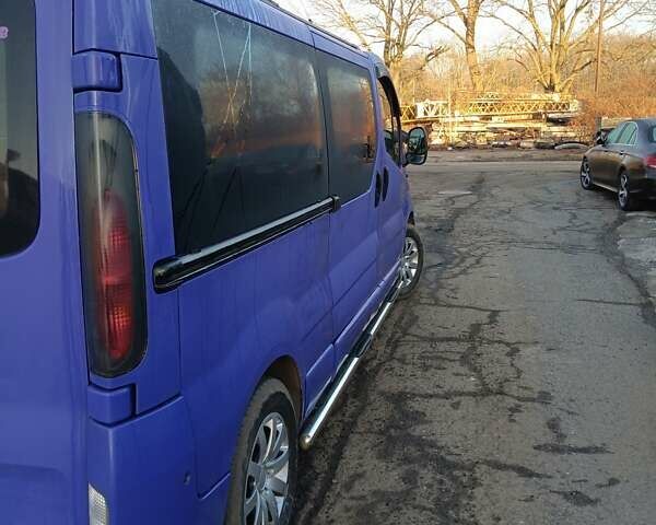 Синій Опель Віваро, об'ємом двигуна 1.87 л та пробігом 400 тис. км за 7000 $, фото 1 на Automoto.ua
