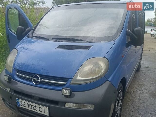 Синій Опель Віваро, об'ємом двигуна 1.9 л та пробігом 360 тис. км за 5450 $, фото 1 на Automoto.ua