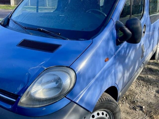 Синій Опель Віваро, об'ємом двигуна 1.9 л та пробігом 290 тис. км за 5000 $, фото 1 на Automoto.ua