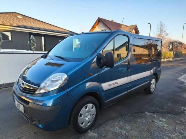 Синій Опель Віваро, об'ємом двигуна 2 л та пробігом 280 тис. км за 7000 $, фото 1 на Automoto.ua