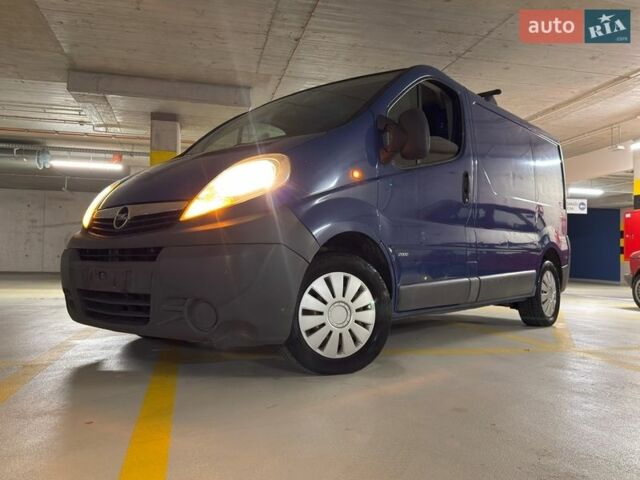 Синій Опель Віваро, об'ємом двигуна 2 л та пробігом 279 тис. км за 4990 $, фото 1 на Automoto.ua