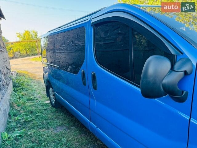 Синий Опель Виваро, объемом двигателя 2 л и пробегом 367 тыс. км за 13500 $, фото 1 на Automoto.ua