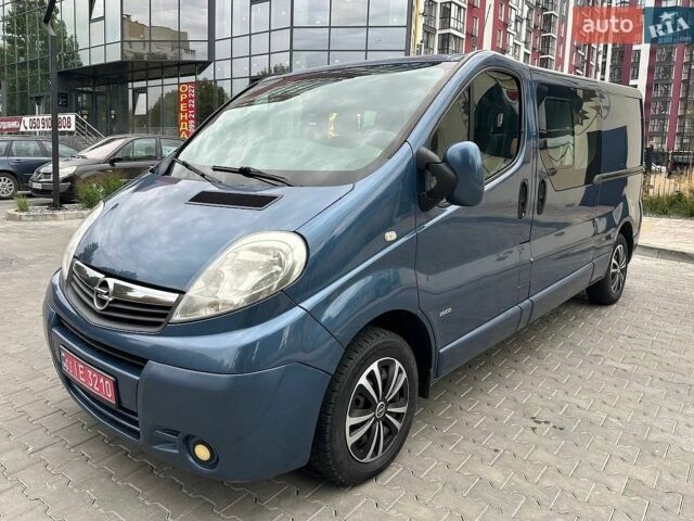 Синий Опель Виваро, объемом двигателя 2 л и пробегом 290 тыс. км за 13850 $, фото 1 на Automoto.ua
